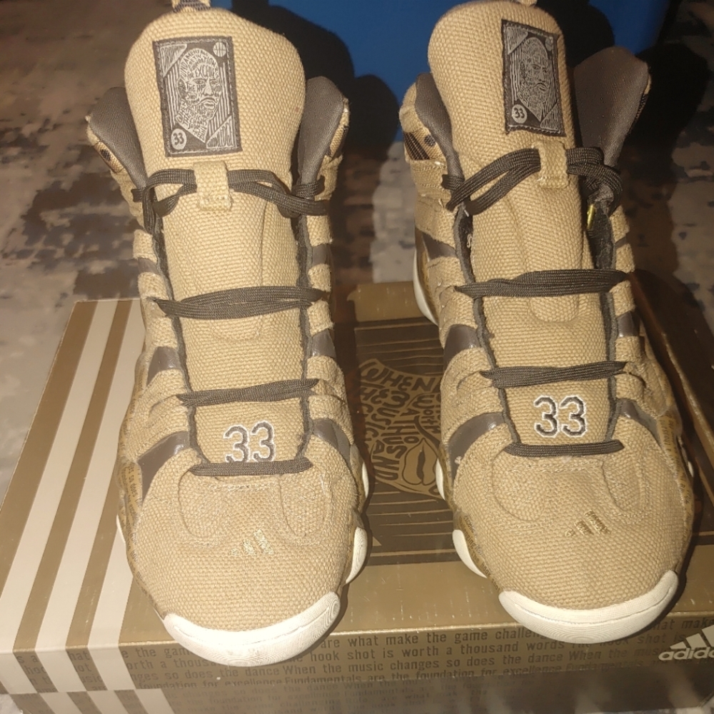 Adidas Crazy 8 BHM Rare - Kareem Abdul Jabbar